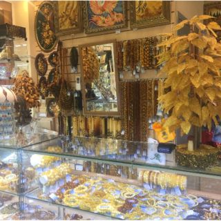 Vòng hổ phách Nga