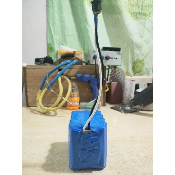 Khối pin 12V 10Ah xả 40A pin 18650