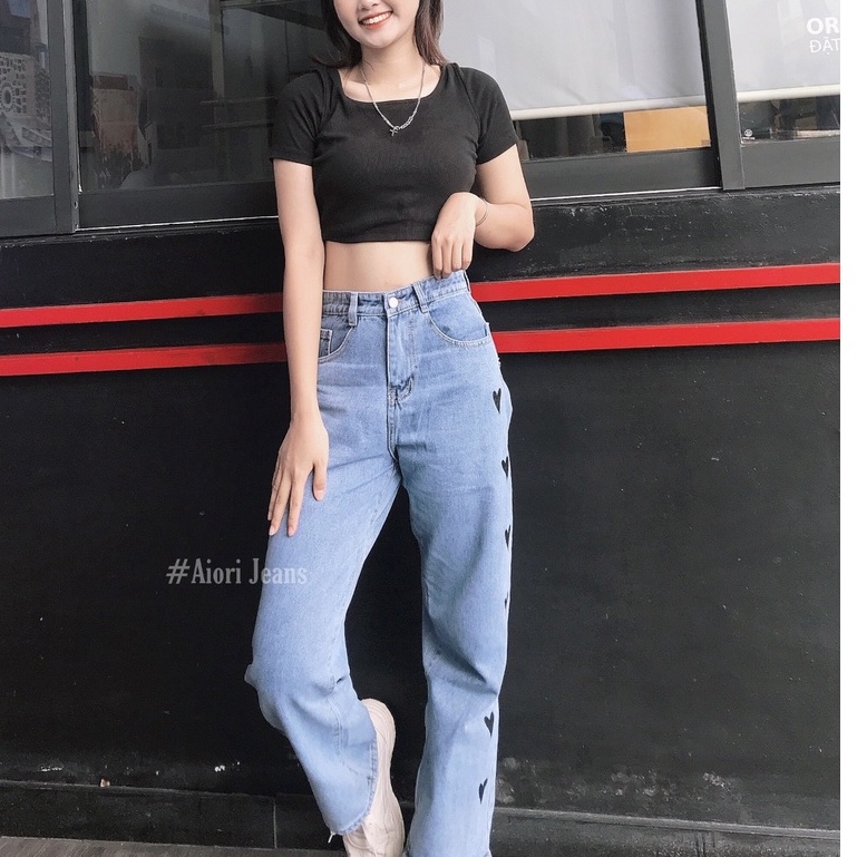 Quần Jeans Nữ - Quần Jean Ống Suông Lưng Cao, Jeans Ống Rộng Cao Cấp, Họa Tiết In Trái Tim Đen, Vải Mềm Mịn, Thoáng Mát