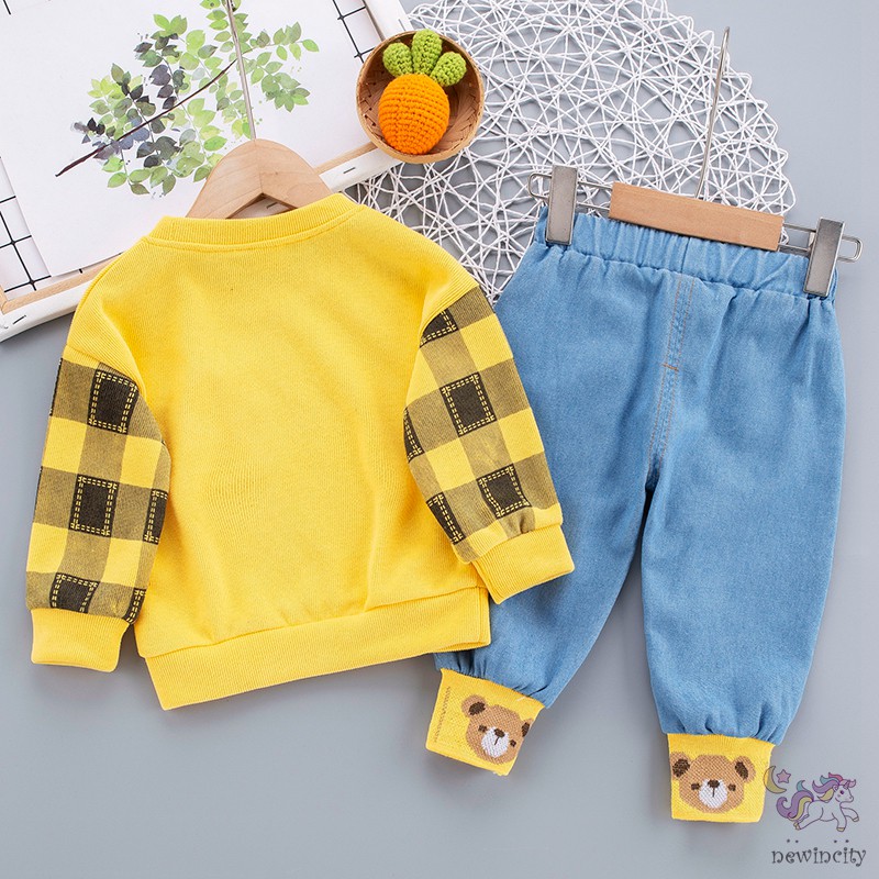 Bộ áo thun chú gấu + quần dễ thương cho bé