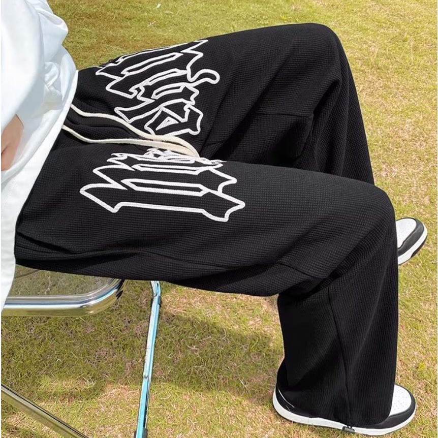 Quần Thể Thao Màu Sắc Đơn Giản Cho Nam