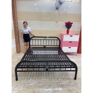 Giường sắt kiểu bo góc rẻ đẹp - 1m8x2m - freeship hcm - Nội Thất Đại Thành