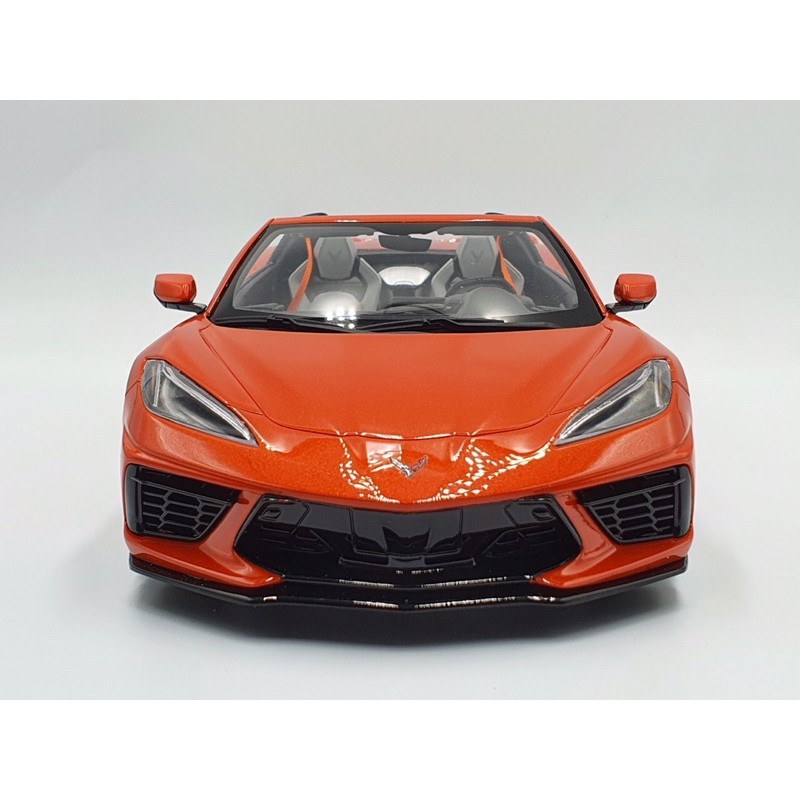 Xe Mô Hình Chevrolet Corvette C8 Cabriolet Tỉ lệ 1:18 Hãng sản xuất GTSpirit ( Đỏ Mui Trần )