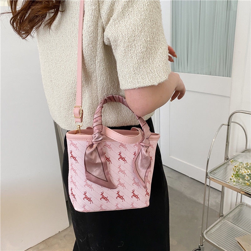 Túi Xách Nữ Đeo Chéo Dây Mắc Xích Thời Trang