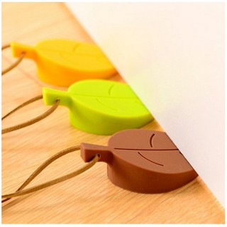 Set 3 chặn cửa cao su chống va đập cửa - hình chiếc lá có móc treo