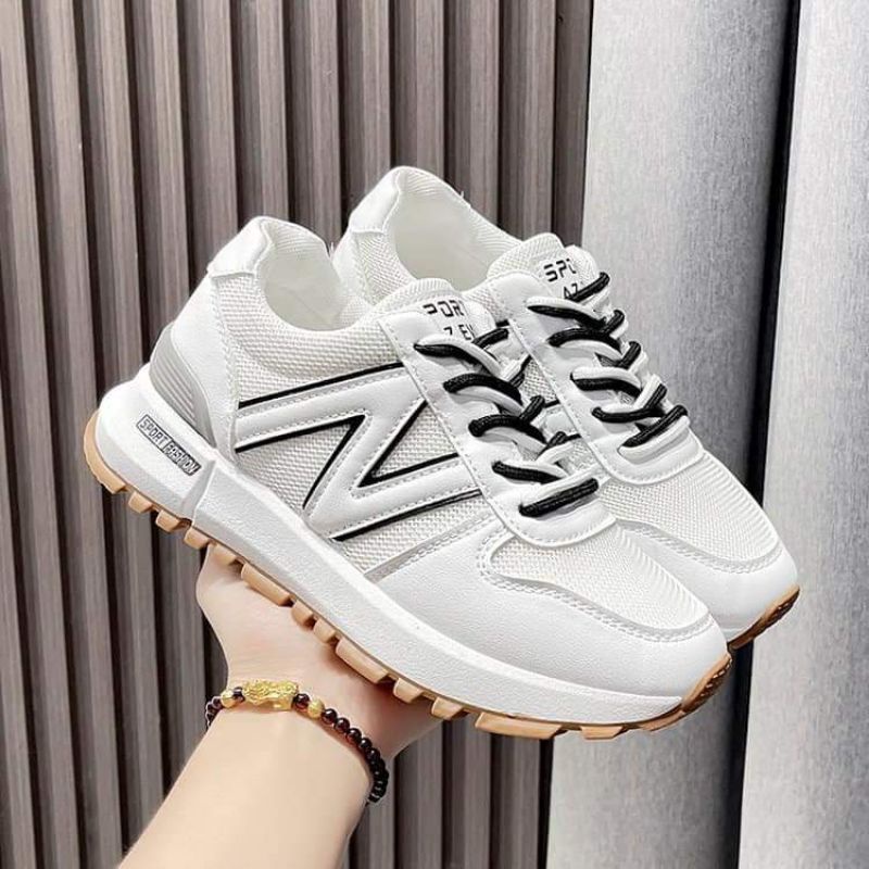 Giày thể thao chữ N đế cao 3 cm năng động LuxyShoes