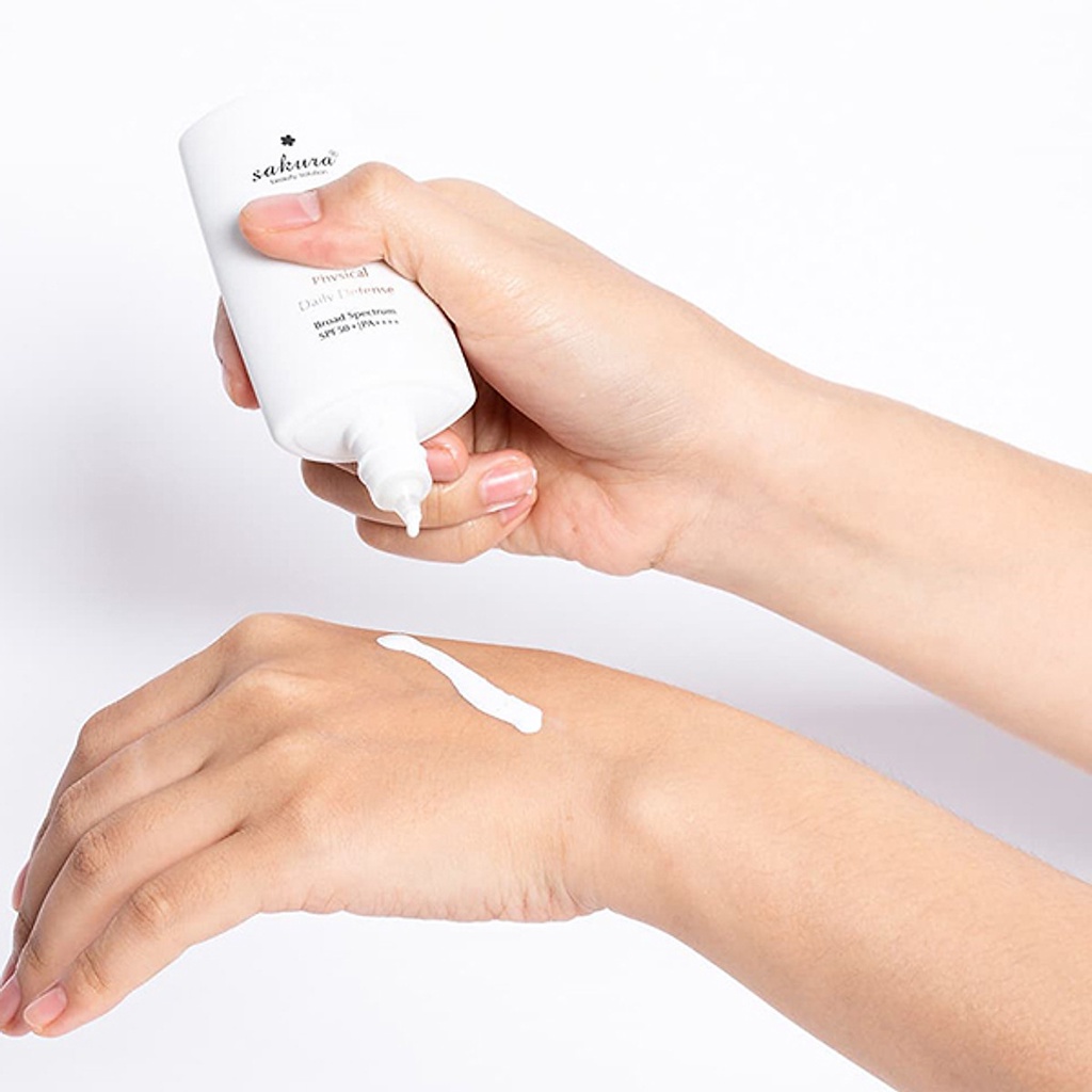 Kem chống nắng vật lý Sakura Physical Daily Defense SPF 50+ PA