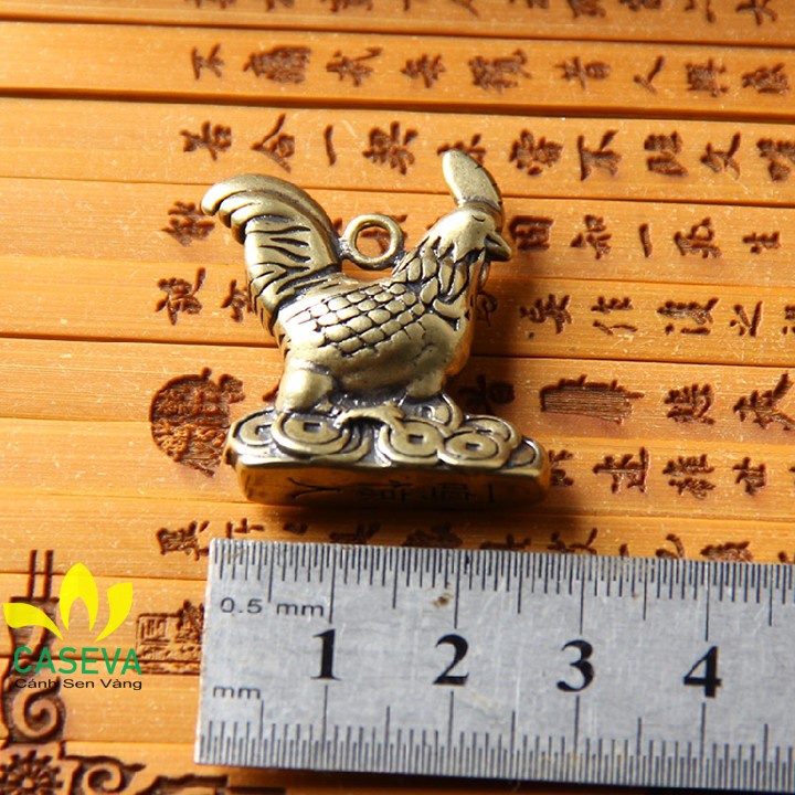 Móc Khóa Đồng Con Gà Núi Tiền Xu