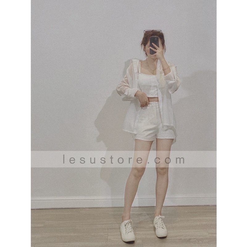 ẢNH TỰ CHỤP Set trắng short phối áo sơ mi mỏng