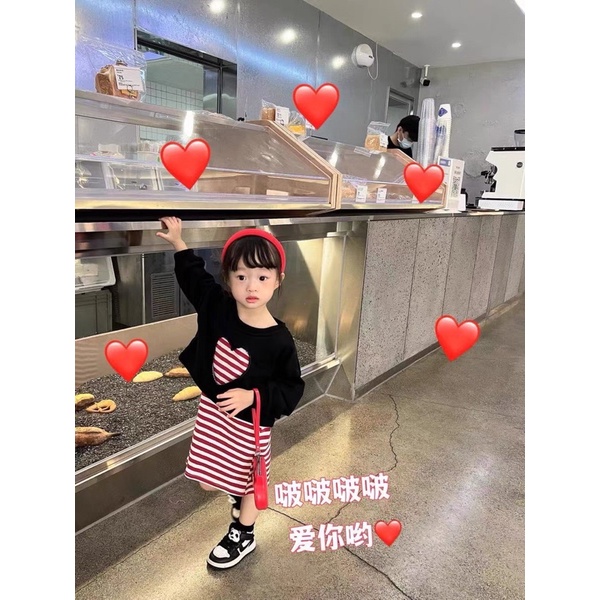 Set tim đỏ váy kẻ cho bé gái