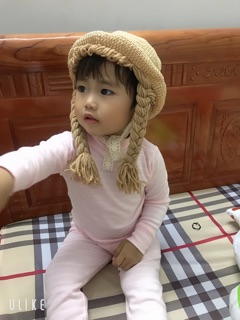 Mũ thắt bím tóc giả cho bé