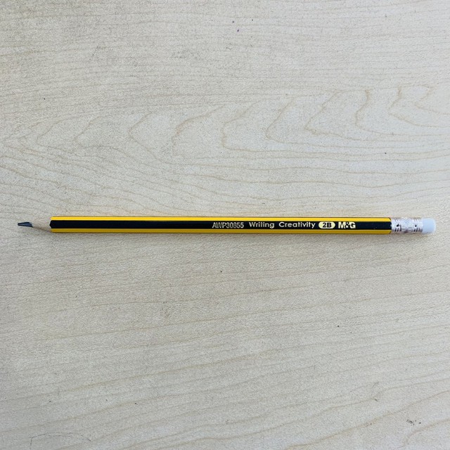 Bút Chì Gỗ 2B MG Có Đầu Tẩy AWP30855 - Ruột chì mềm, đậm màu, viết êm