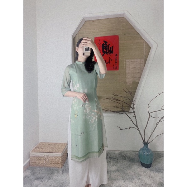 Áo dài cách tân Tết voan tơ 4 tà tay lỡ mềm mại