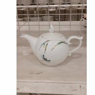 Bình trà mẫu đơn Thanh Trúc 0.7 lít - gốm sứ Minh Long