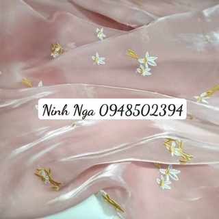 Vải oganza lụa thêu hoa hồng ruốc