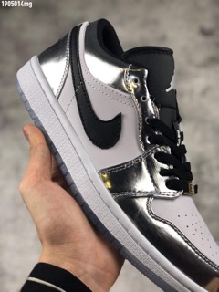 Giày Nike air Jordan 1