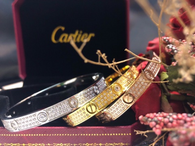 Vòng titan catier full xoàn full box cao cấp