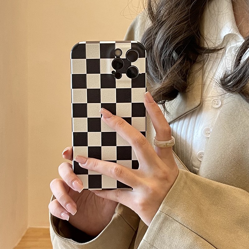 Simple black and white checkerboard lattice lambskin phone case For iPhone 12 Pro Max 12Pro 12 Mini iPhone SE2020 11Pro Max 11Pro 11 iX XR XS Max 7 8 Plus Full Coverage case