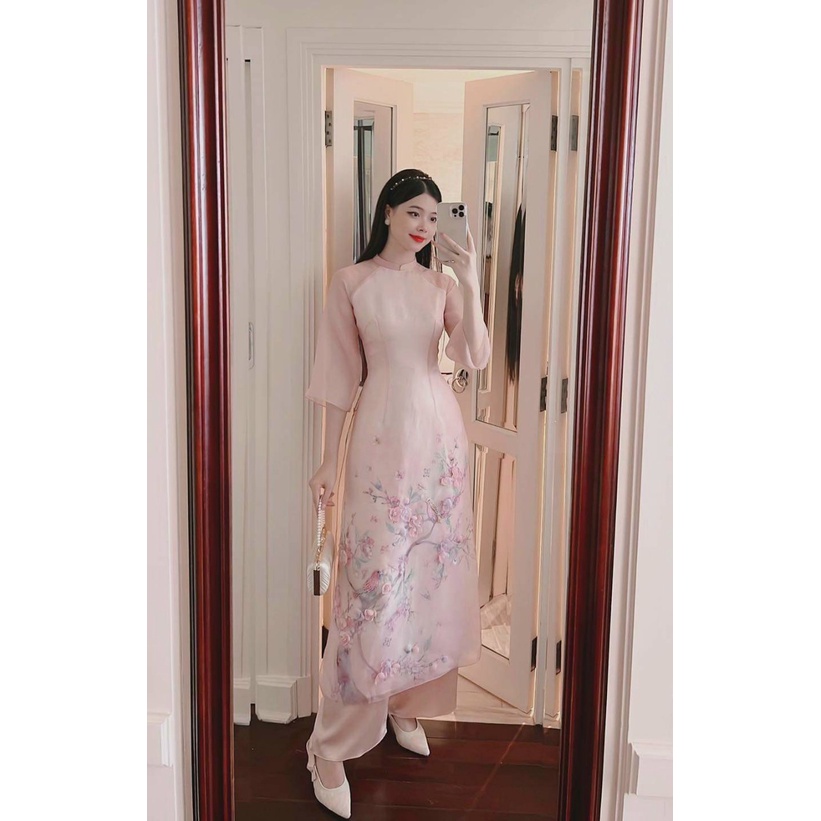 Áo dài cách tân nữ màu hồng nhạt in hoa dịu dàng - A16