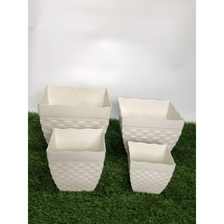 Chậu nhựa vuông mây