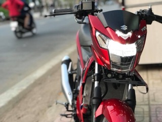 Tem rời satria đỏ đen