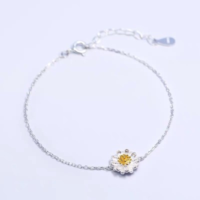 Lắc tay bạc nữ TLEE hoa cúc nhị xi vàng 10k óng ánh TLEE JEWELRY LT0151