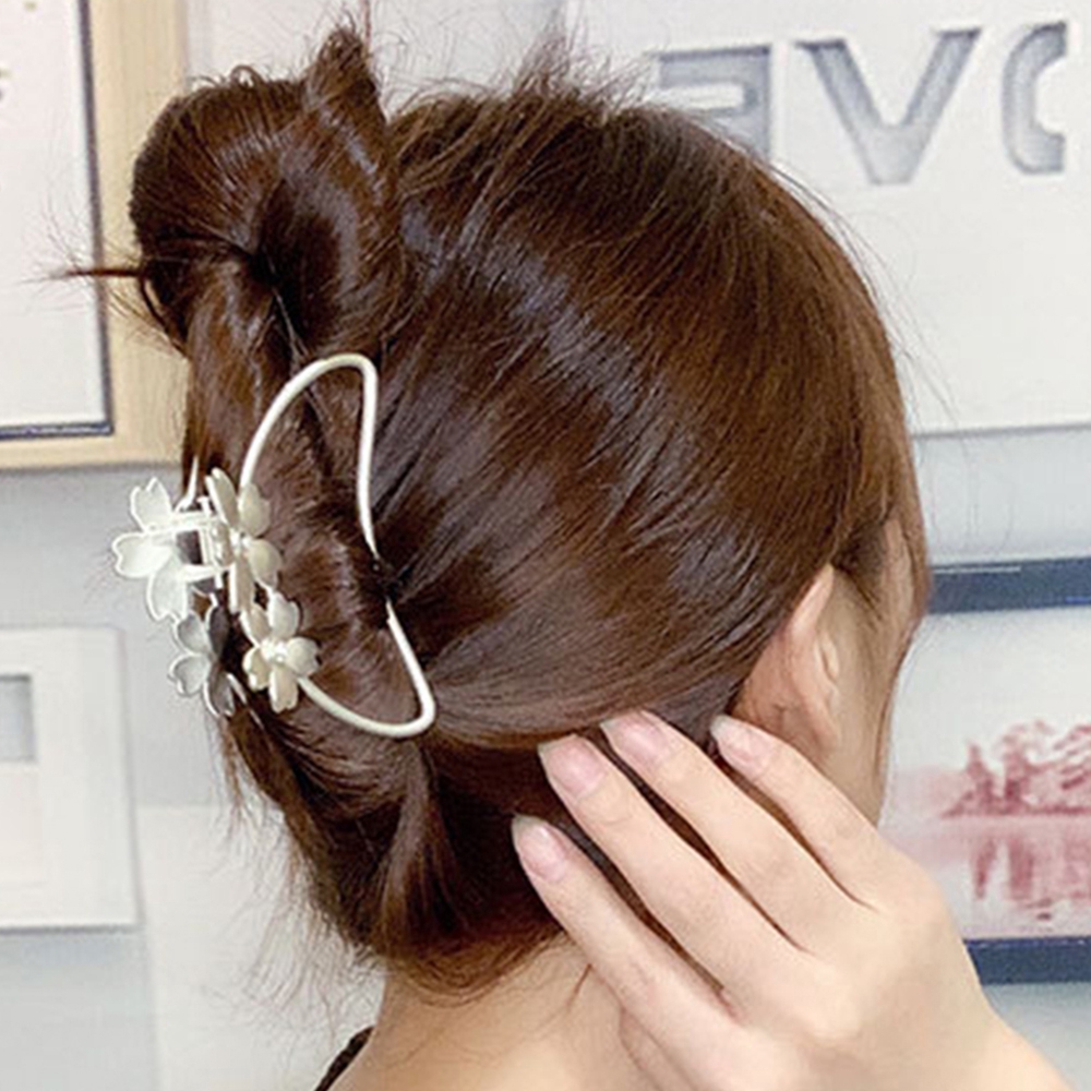 Kẹp tóc càng cua trang trí hình bông hoa đáng yêu