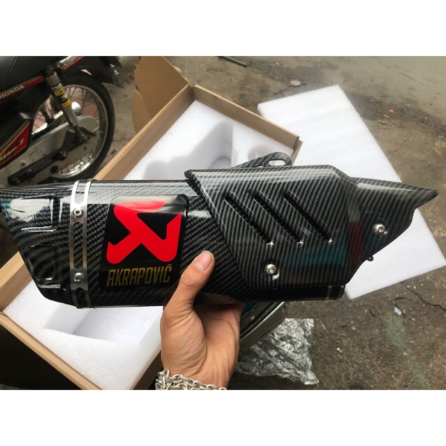 Pô akrapovic R1 siêu rẻ