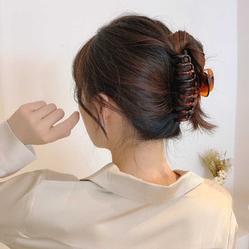 Kẹp Tóc Càng Cua Xinh Xắn Theo Phong Cách Hàn Quốc