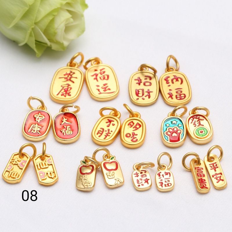 Charm xinh xắn dành cho dây đỏ đeo tay may mắn size 1.5mm