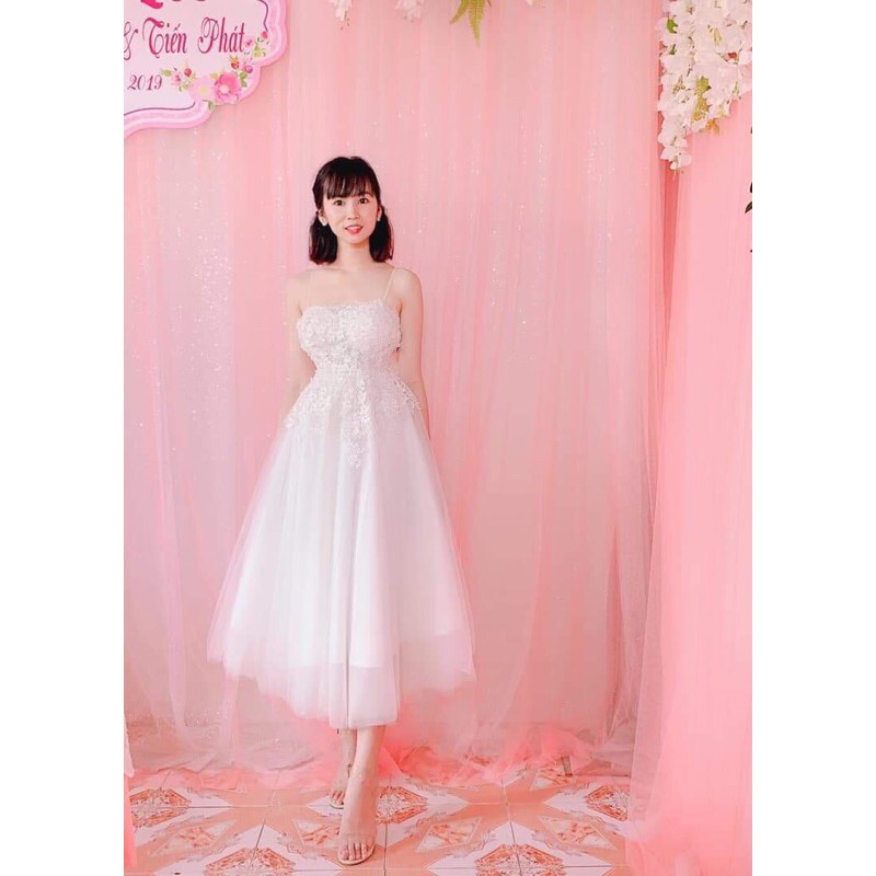 đầm xoè 2 dây kết hoa và cườm nổi