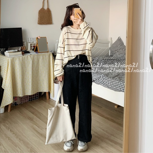 Áo len kẻ mỏng dáng rộng
