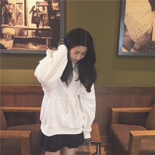 Áo hoodie cổ sọc