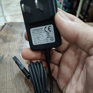 Bộ sạc Pin của tông đơ Q2