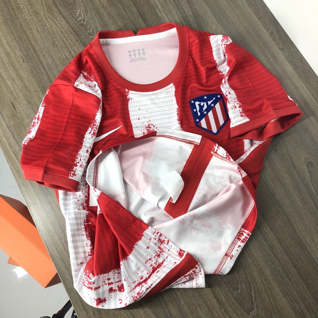 Bộ quần áo thể thao,áo bóng đá,đá banh CLB Atletico Madrid 2021 - 2022 vải gai Thái,mềm,mát,mịn,thấm hút mồ hôi.