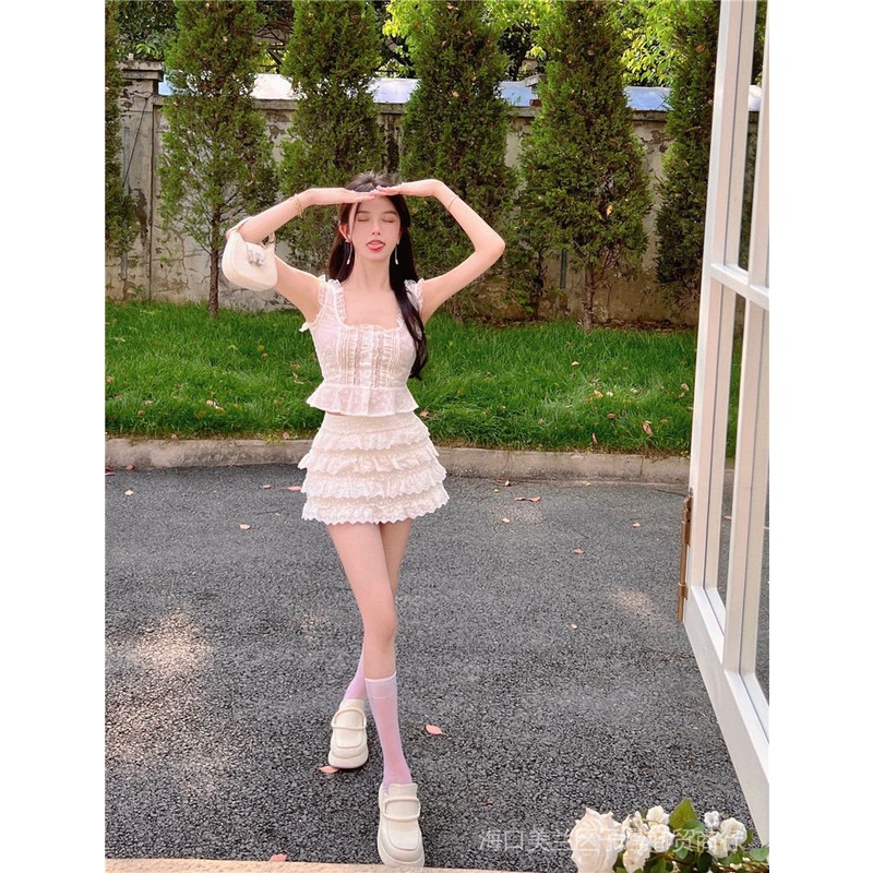 New stock sweet and pure desire small figure strap set for women's summer new fashion ruffle lace top cake skirt
