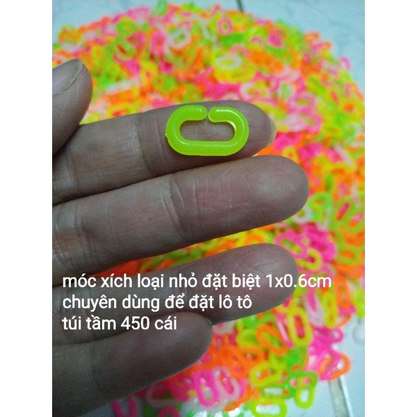 Móc Xích nhựa Loại Nhỏ Dùng Để Đặt LôTô