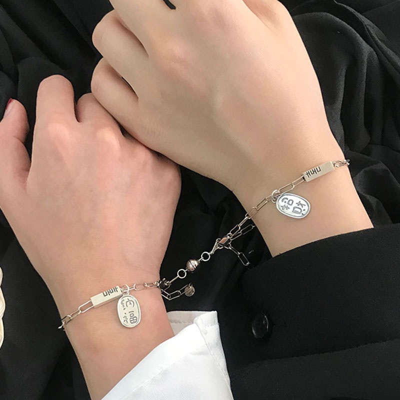 2 Vòng tay tình yêu sành điệu cho cặp đôi