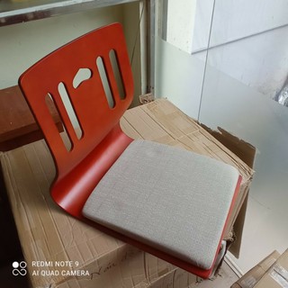Ghế gỗ nâu đỏ đệm ghi dày loại đặc biệt