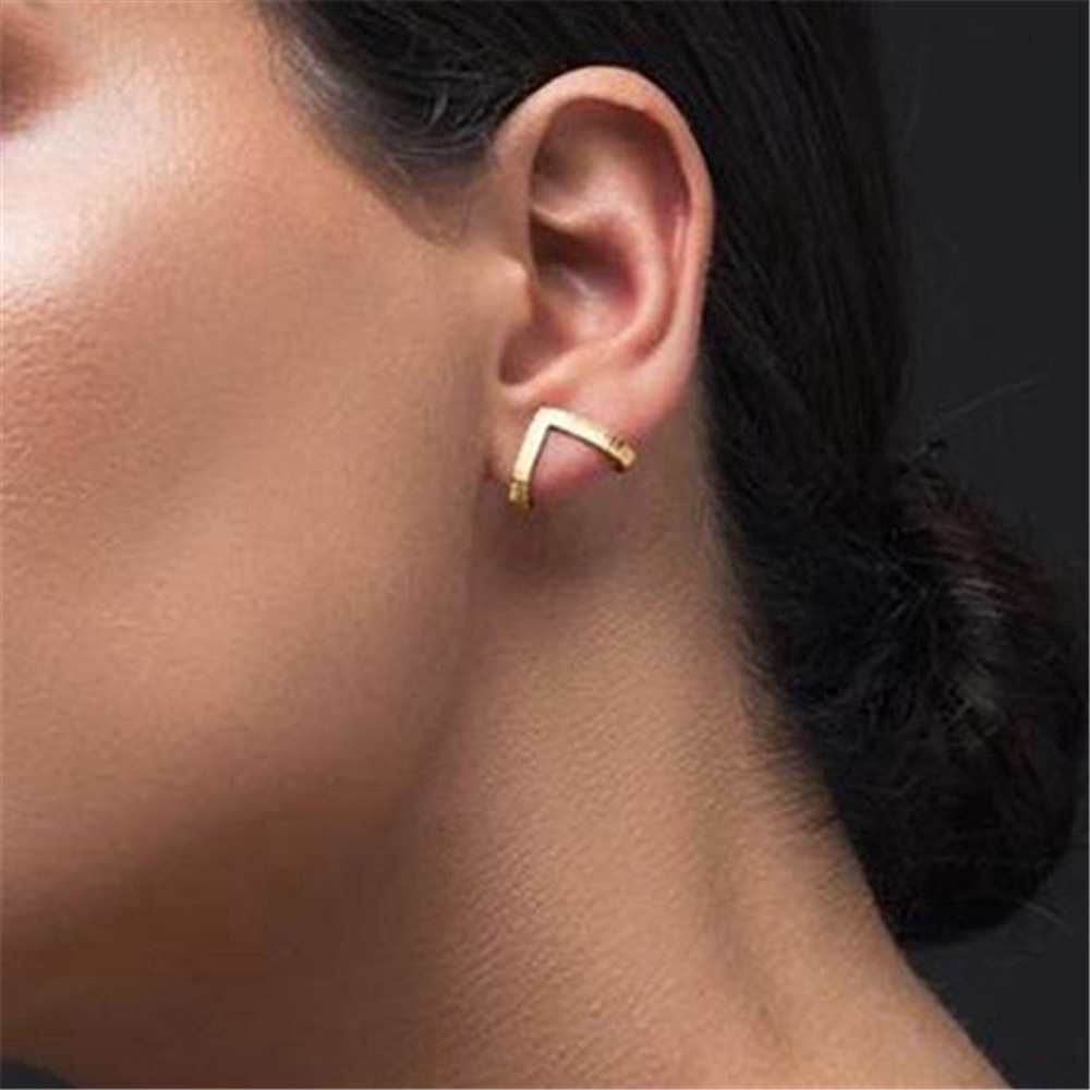 Stylish Simplicity V-type Triangle Geometric Pocket Metal Grain Stud Earrings