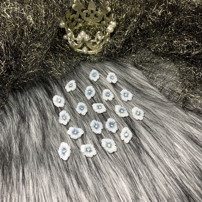 Hoa bột 9 cánh trang trí móng