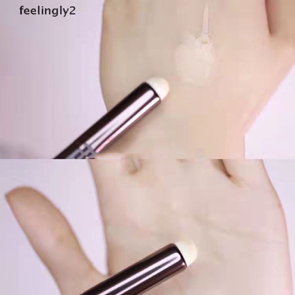 [Hàng mới về] Cọ trang điểm môi đầu tròn tiện dụng