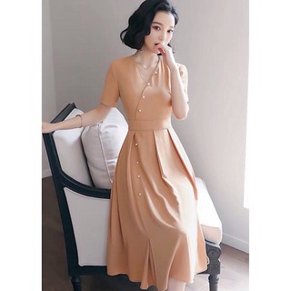 Đầm váy freesize kem form dài nút ngọc