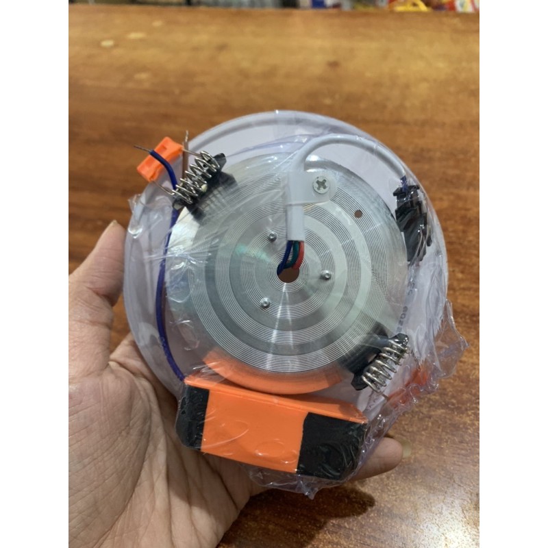 Đèn led âm trần nhôm tản nhiệt 3 màu phi 90/7w | BigBuy360 - bigbuy360.vn