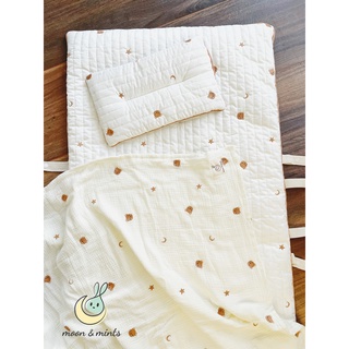 Đệm ngủ gấp gọn/gối điều hòa Moon&Mints cho bé đi mẫu giáo/nhà trẻ, lót nôi cũi