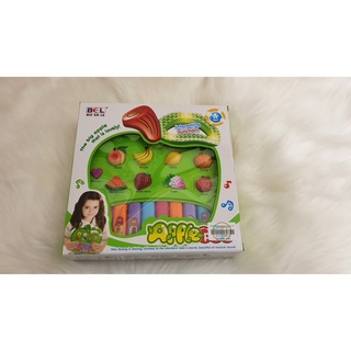 Đàn Piano phát nhạc hình trái táo