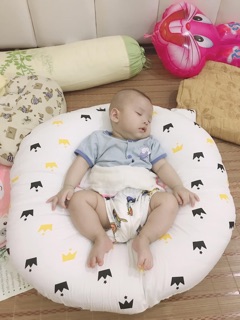 Đệm chống trào ngược cho bé