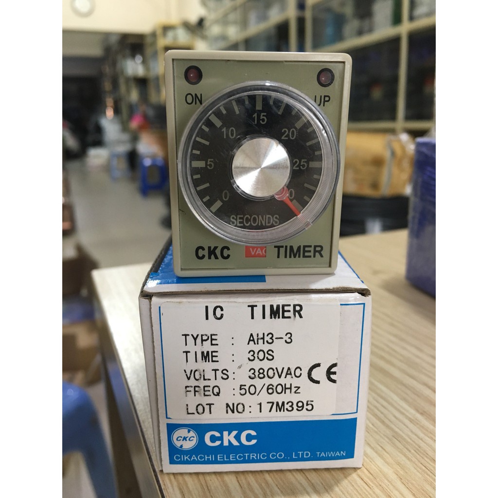 Timer giây 0-30s, Rơ Le Thời Gian CKC AH3-3 AC220V Kèm Đế