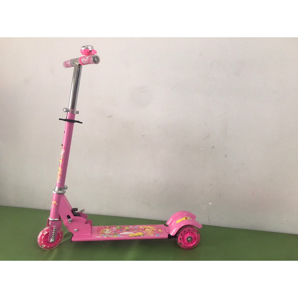 Xe trượt scooter có đèn có chuông VÀ GẤP LẠI DỄ DÀNG cho bé 7- 15 tuổi