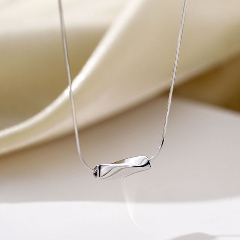 Vòng cổ Dạng Xoắn Thời Trang Sang Trọng Cho Nữ